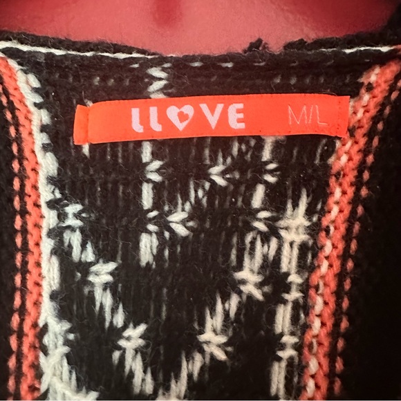L Love Long Tunic Hoodie Sweater - Picture 3 of 4